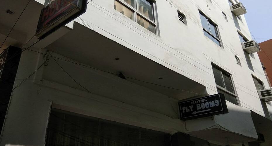 Hotel Fly Rooms, New Delhi 1